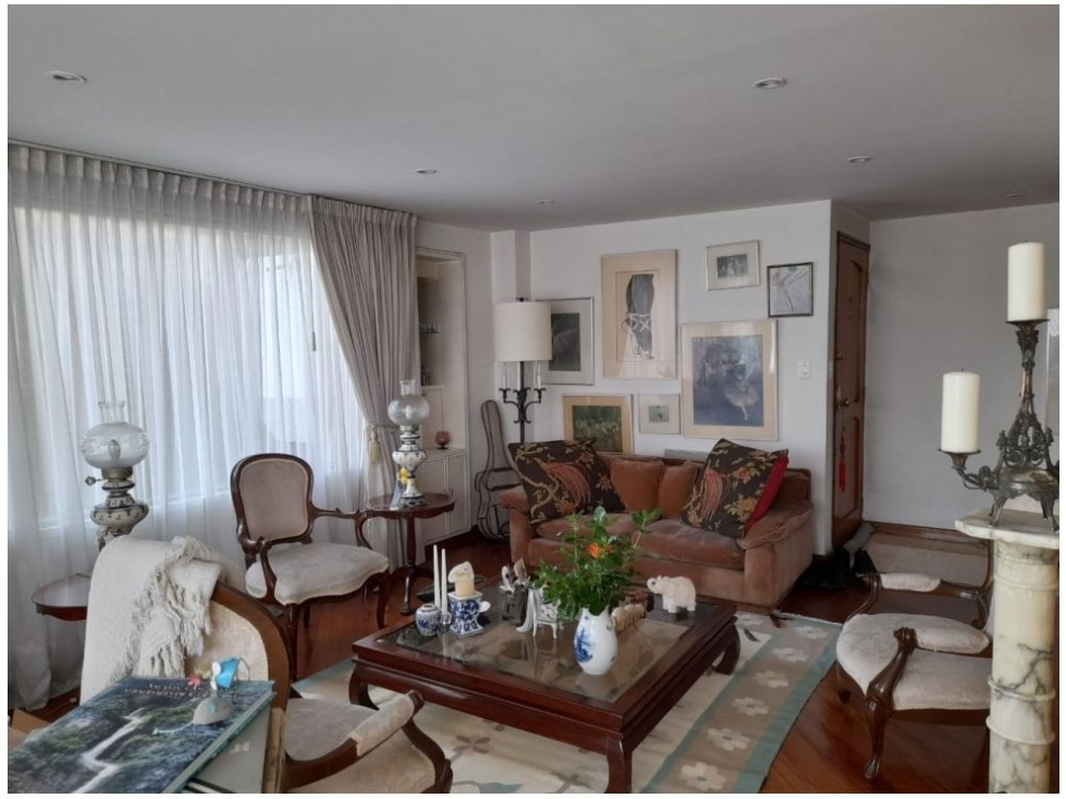 El Nogal Apartamento Super Iluminado y Acogedor 115 M2 — foto 2