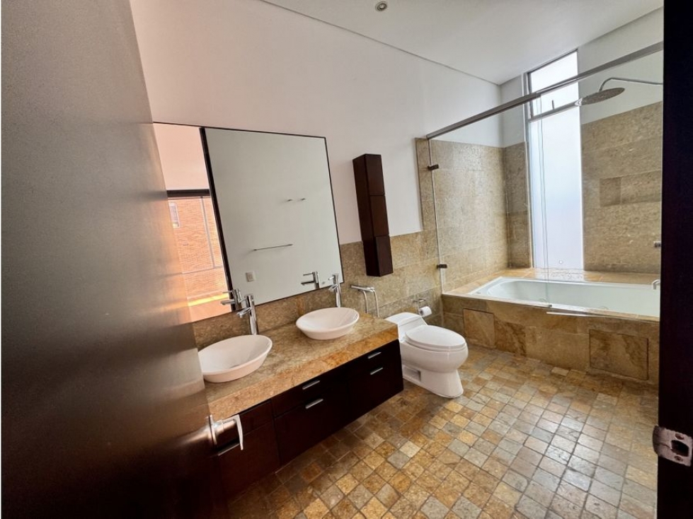 Espectacular Apartamento Amplio en Emaus con Gran Vista — foto 6