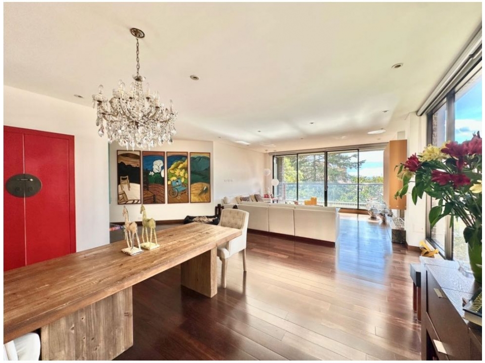 Los Rosales Maravilloso Apartamento 255 m2 con Vista Verde