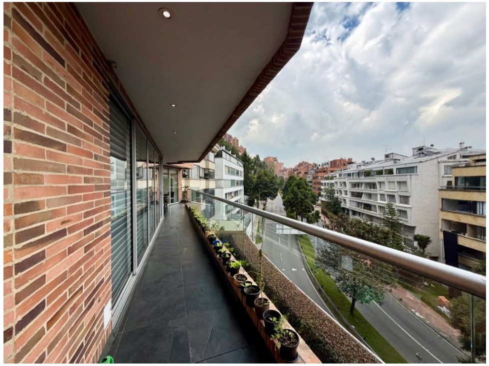 Los Rosales Apartamento Iluminado en Zona Exclusiva — foto 5