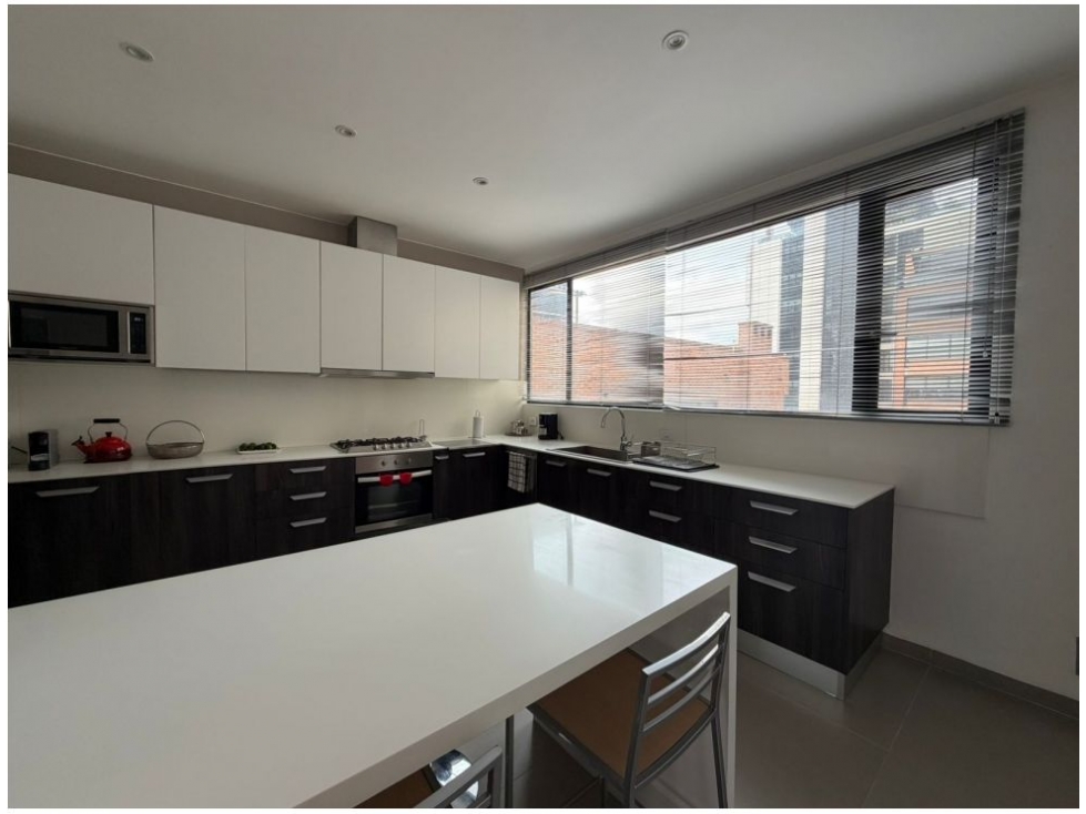 El Nogal Apartamento Super Iluminado y Acogedor 186 M2 — foto 5