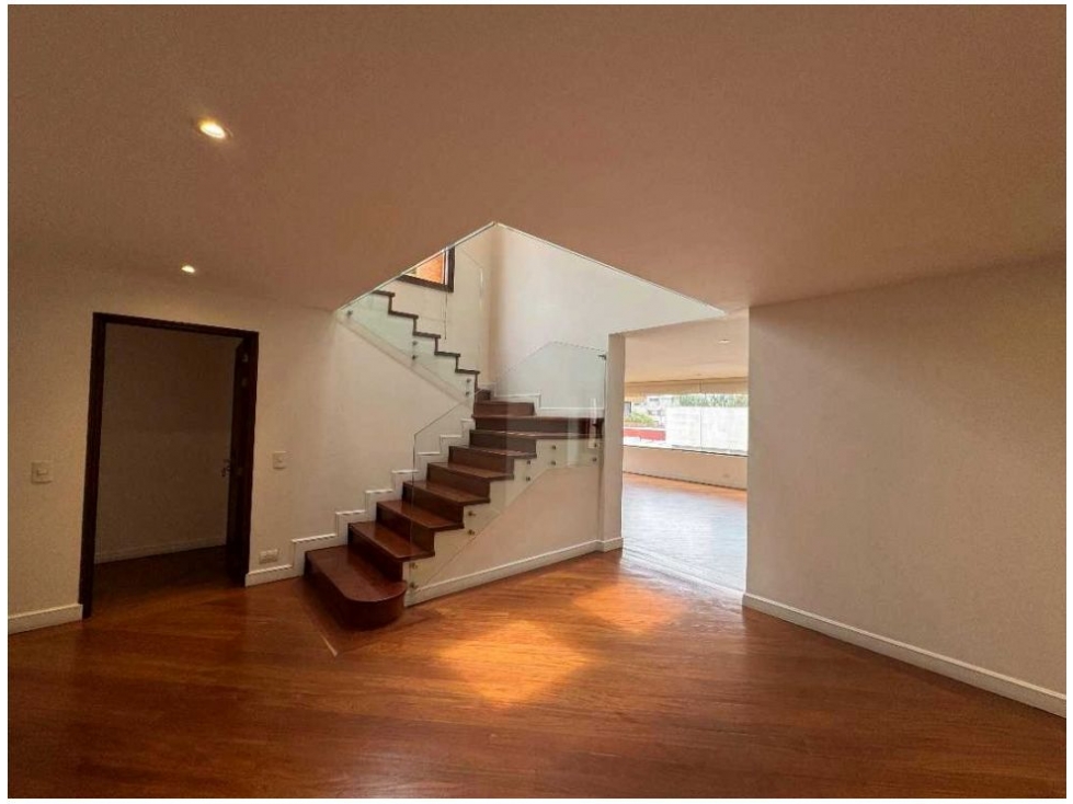 Espectacular Apartamento Dupléx con Terraza Refugio — foto 5