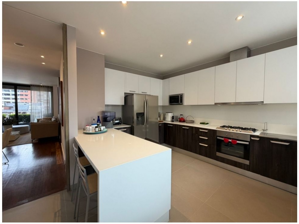 El Nogal Apartamento Super Iluminado y Acogedor 186 M2 — foto 6