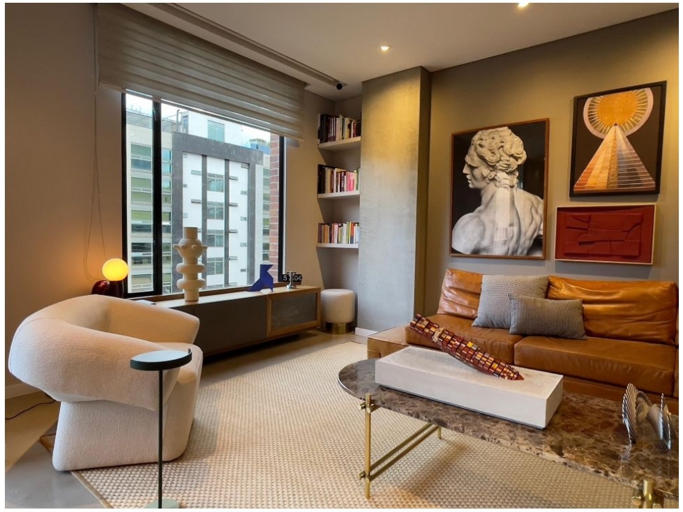 Chico Moderno e Iluminado Apartamento 120 m2 con Balcón — foto 4