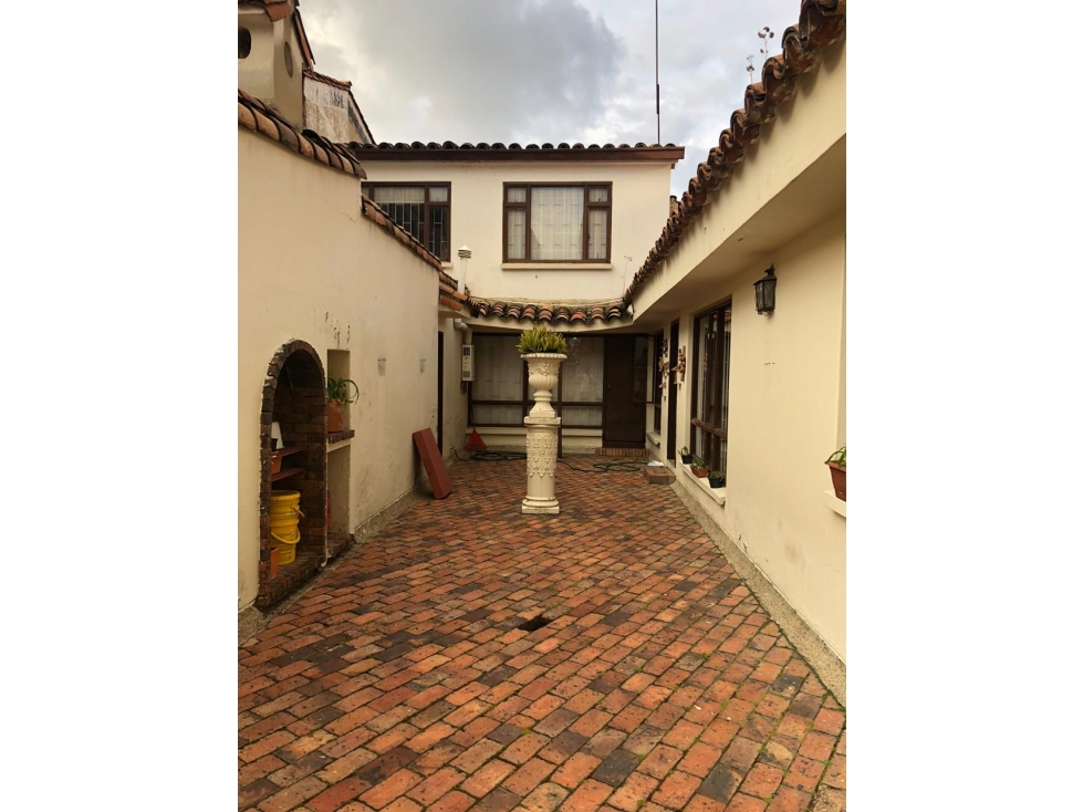 Santa Paula Hermosa Casa Super Bien Ubicada — foto 3