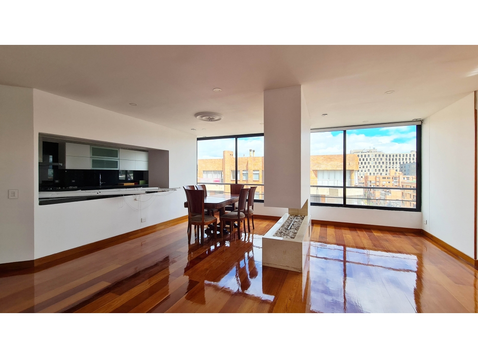 Espectacular Duplex con Jacuzzi y Terraza en Santa Bárbara — foto 2