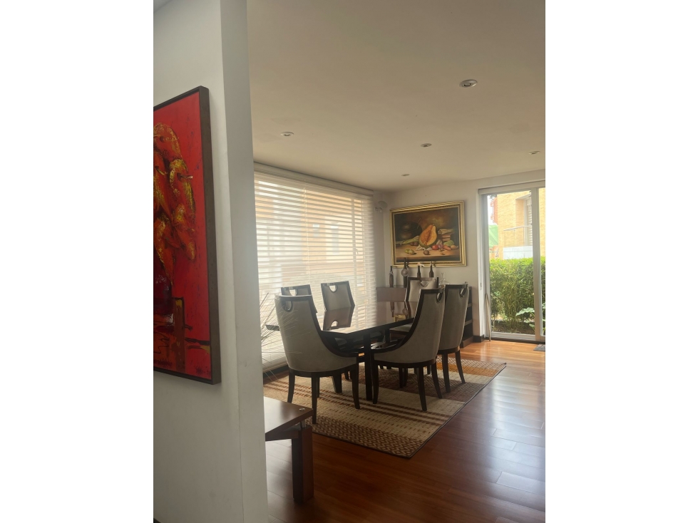 Exclusiva Casa Super Bien Ubicada 338 m2