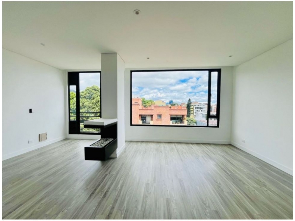 San Patricio Maravilloso Apartamento con balcón 134 m2