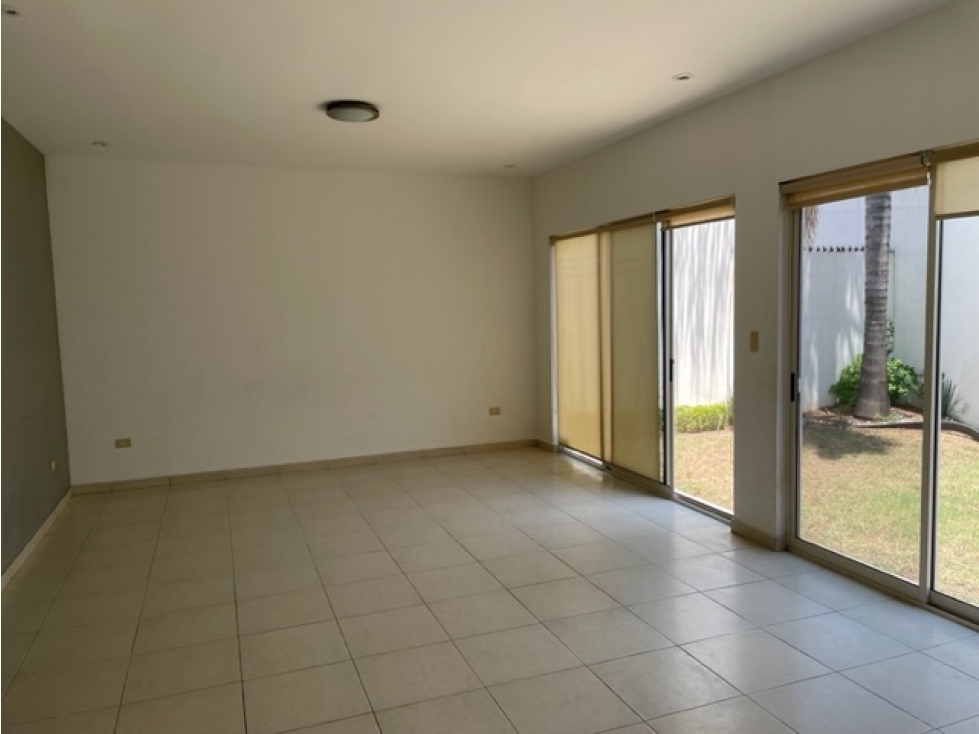 Casa en Renta en La Rioja fraccionamiento privado HZ - 6