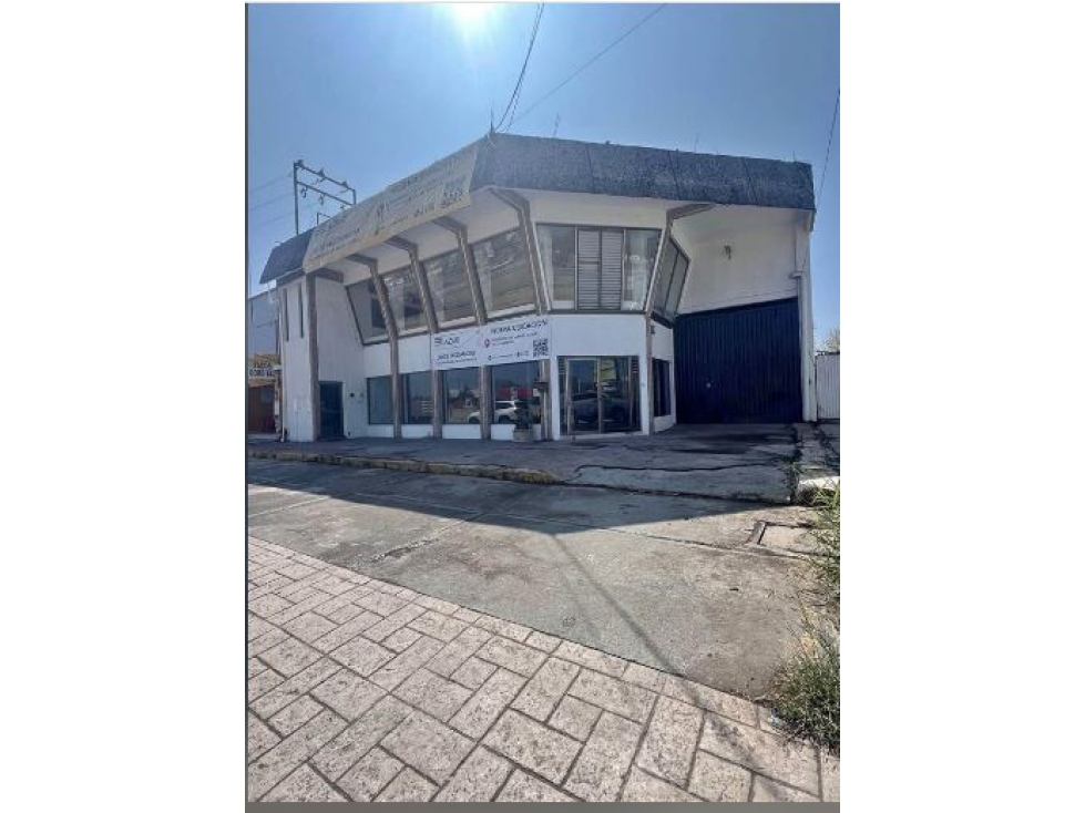 LOCAL RENTA A PIE DE CARR ALLENDE CENTRO 8 AUTOS 900 M 2 $ 90 MIL - 4