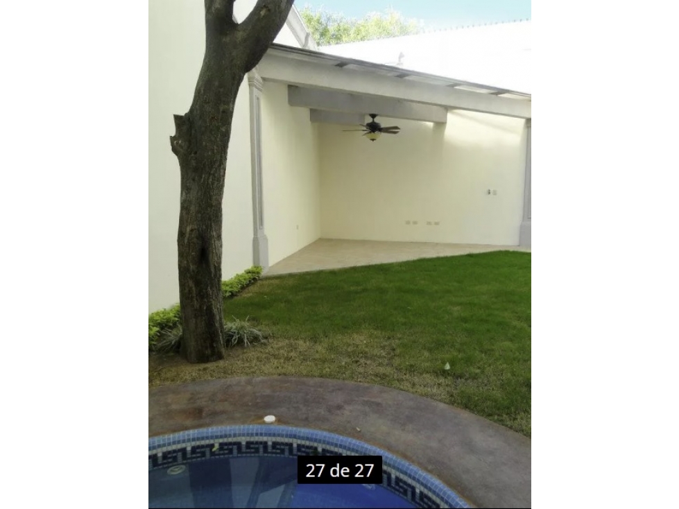 BONITA CASA EN VENTA EN SANTA ENGRACIA AMPLIOS ESPACIOS — foto 4