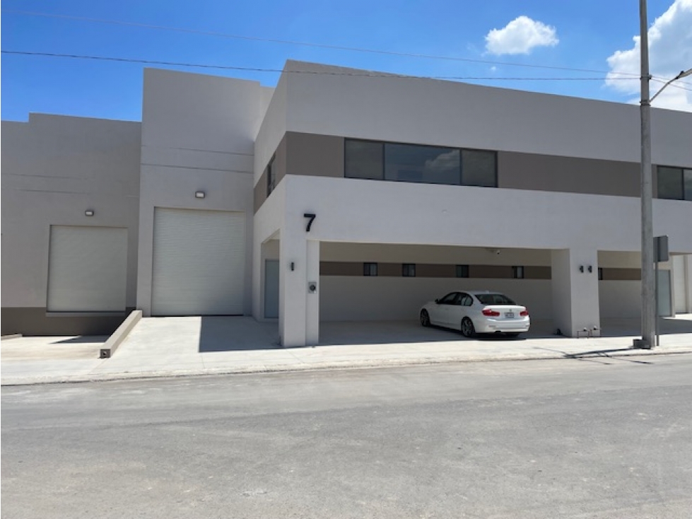 BODEGA 35 EN VENTA PARA ESTRENAR PARQUE INDUSTRIAL SANTA CATARINA HZ - 1