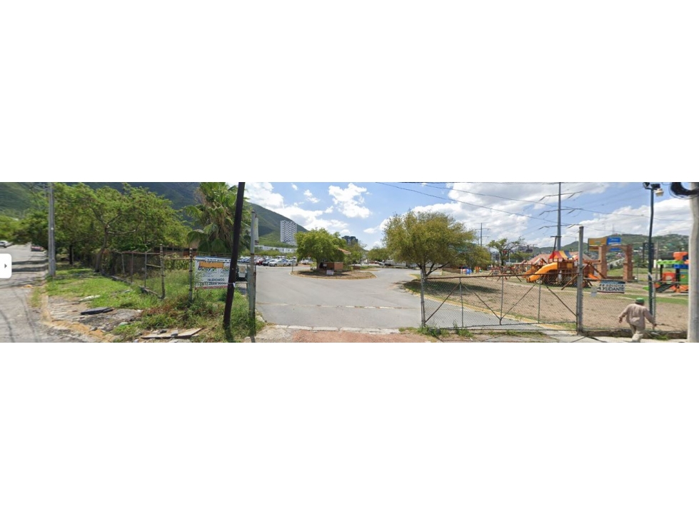 TERRENO EN RENTA AV LAZARO CARDENAS VALLE ORIENTE 1500 M2 O 5000 M 2 - 4
