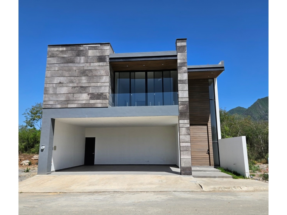 CASA EN VENTA CARRETERA NACIONAL AYSSO 1er Sec NUEVA OEIA