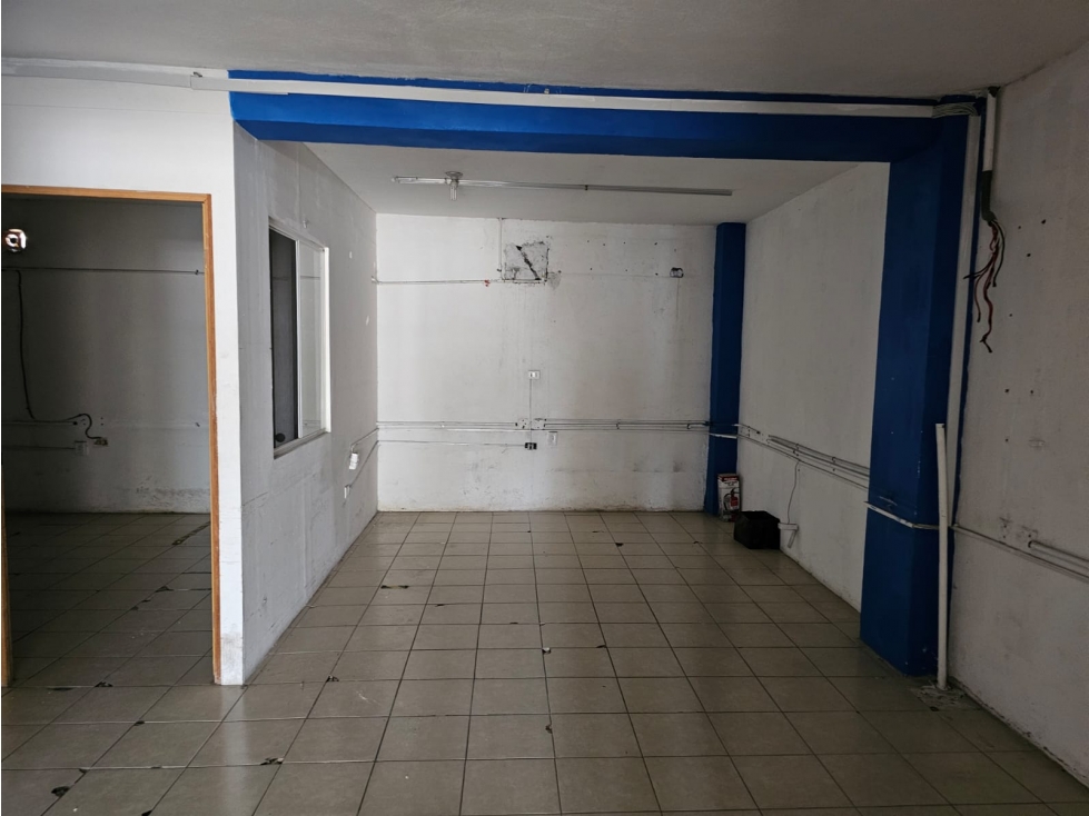 OFICINA / TALLER EN RENTA EN LA FAMA MST - 2