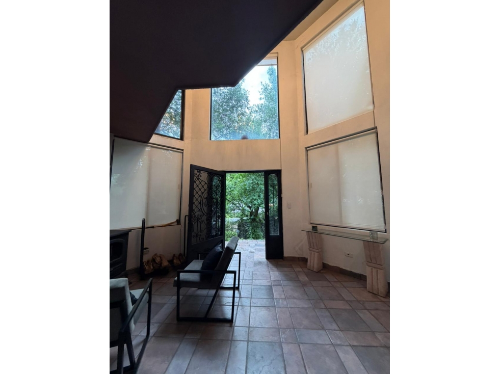 Hermosa Casa Habitación en Venta en Santiago
