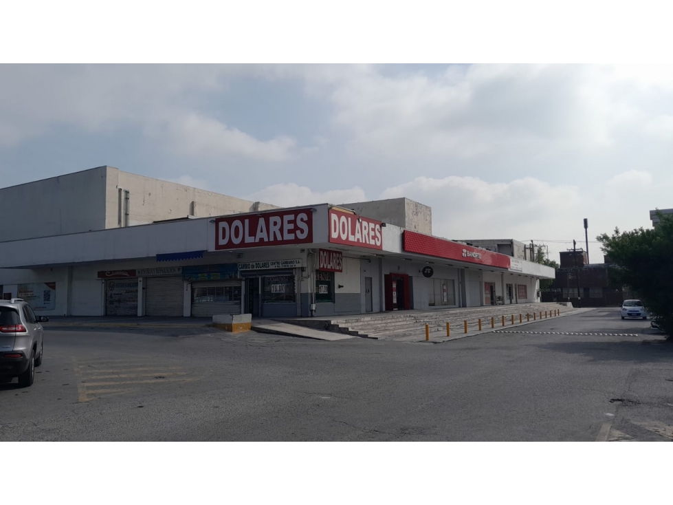 EXCELENTE Y AMPLIO LOCAL EN RENTA MITRAS CON EST 306 M2 $ 115.500 — foto 5
