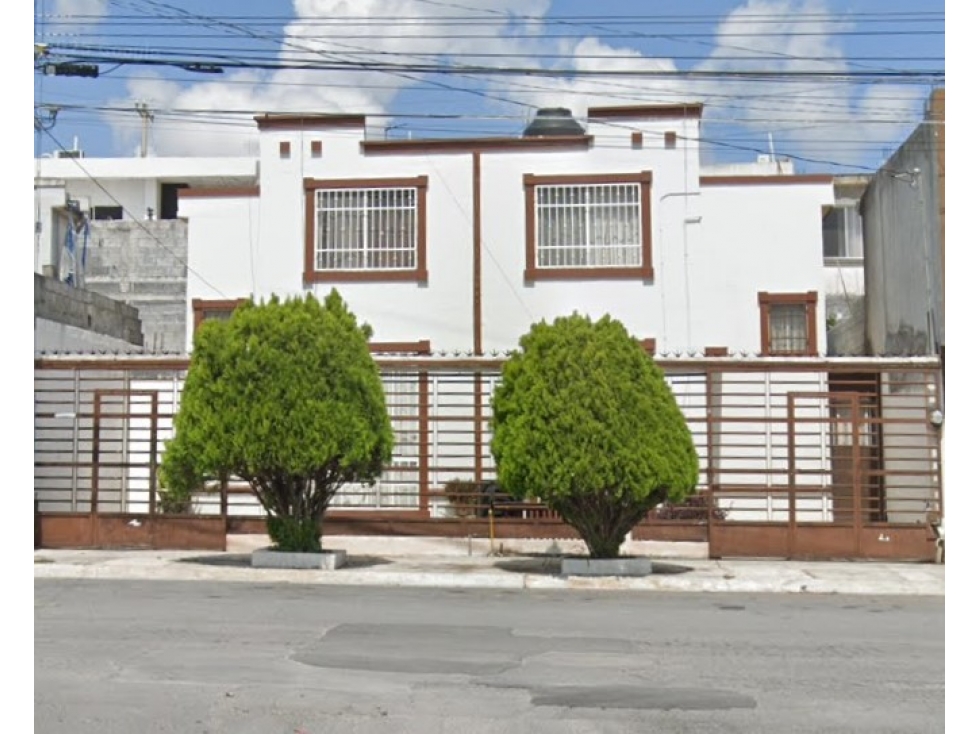 CASA EN VENTA EN MISION DE HUINALA APODACA NLC.