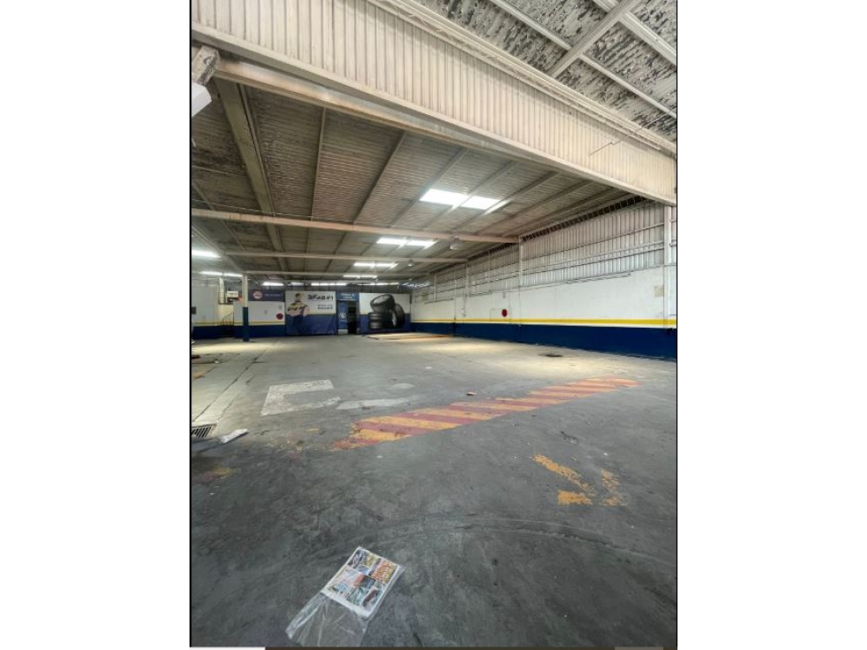 EXCELENTE BODEGA EN AV PROL MADERO EN RENTA 635 M2 $ 150.000 - 2