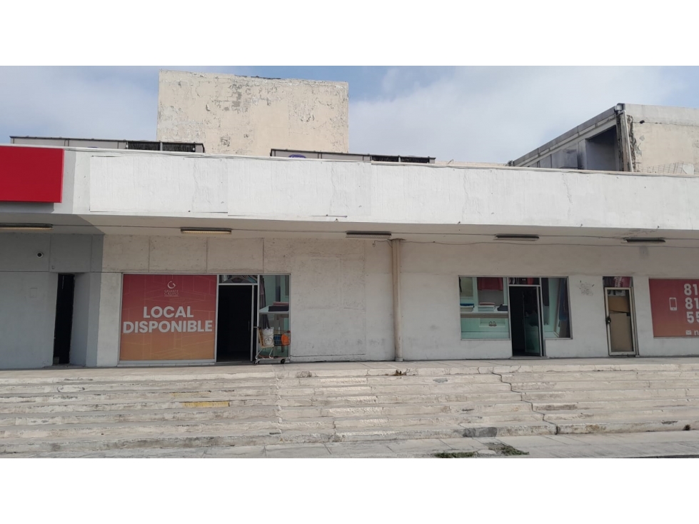 EXCELENTE LOCAL EN RENTA EN PLAZA COMERCIAL MITRAS 475 M $ 90.000 — foto 2