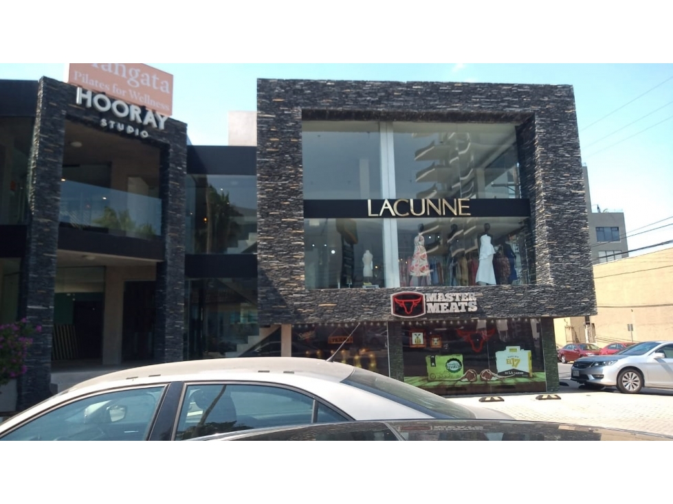 EXCELENTE PLAZA COMERCIAL EN VENTA ESQUINA CENTRITO VALLE MAO - 3