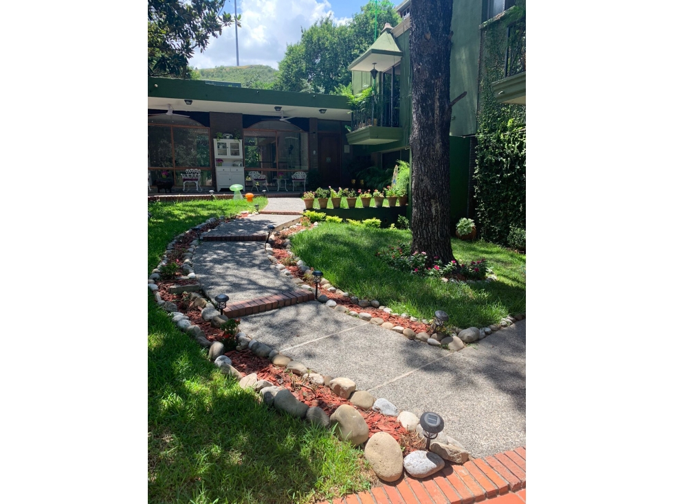 EXCELENTE UBICACION CASA EN VENTA OBISPADO/CHEPEVERA 700 M2