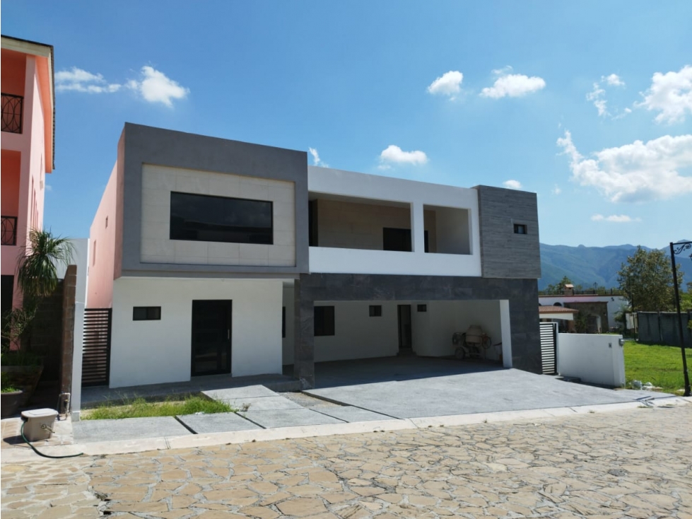 VENTA A ESTRENAR EN PRIVADA SANTIAGO POR CATEDRAL DE SANTIAGO