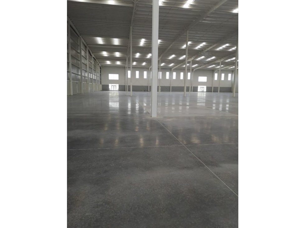 VENTA DE BODEGAS INDUSTRIALES NLC - 2