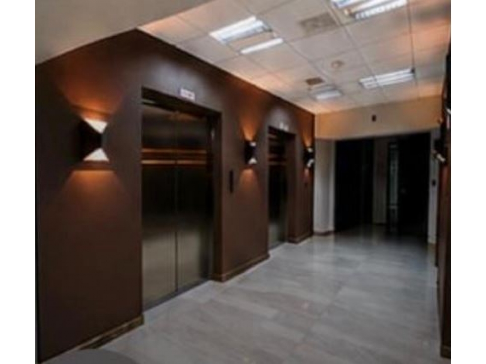 EXCELENTE OFICINA CORPORATIVA EN VENTA TORRE ALTA $ 12.500.000 - 2