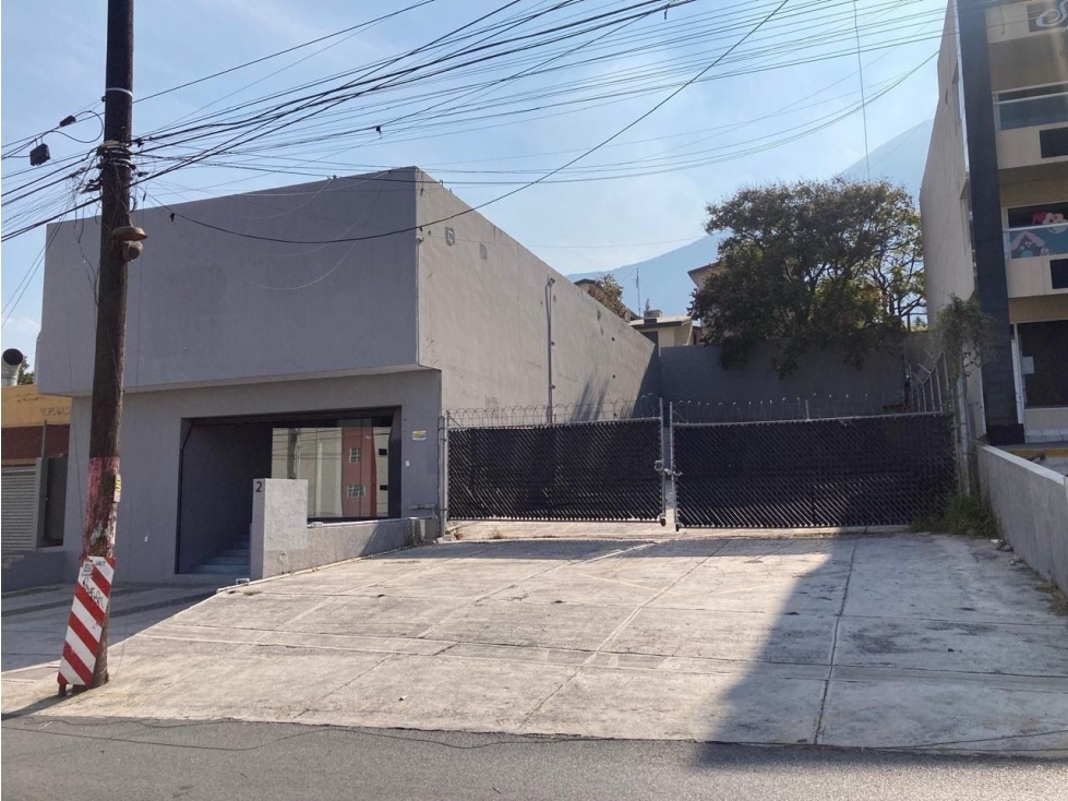 LOCAL EN RENTA SOBRE LEONES, CUMBRES 5TO. 576 m 2 $ 120.000 — foto 5