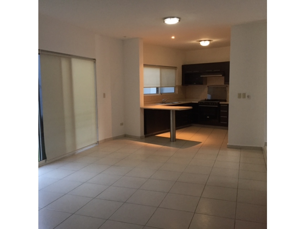 Casa en Renta en La Rioja fraccionamiento privado HZ - 4