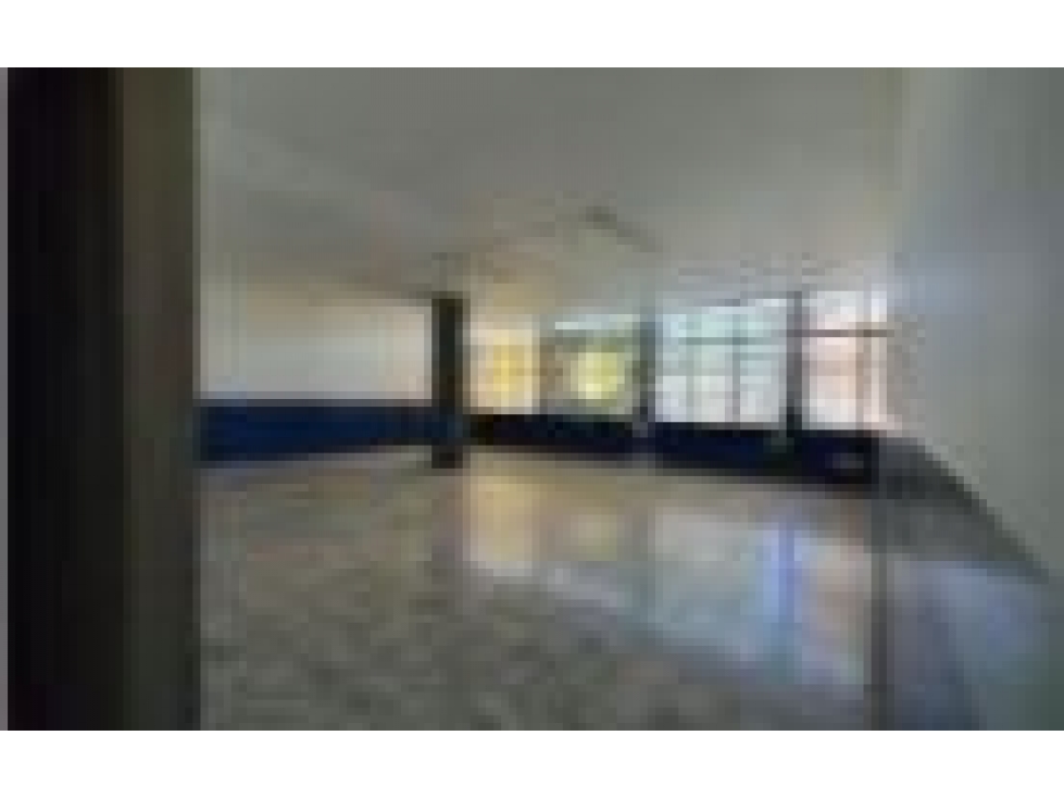 EDIFICIO CENTRO CON 5 NIVELES Y SOTANO, OPCION DE CRECER VERTICAL - 5