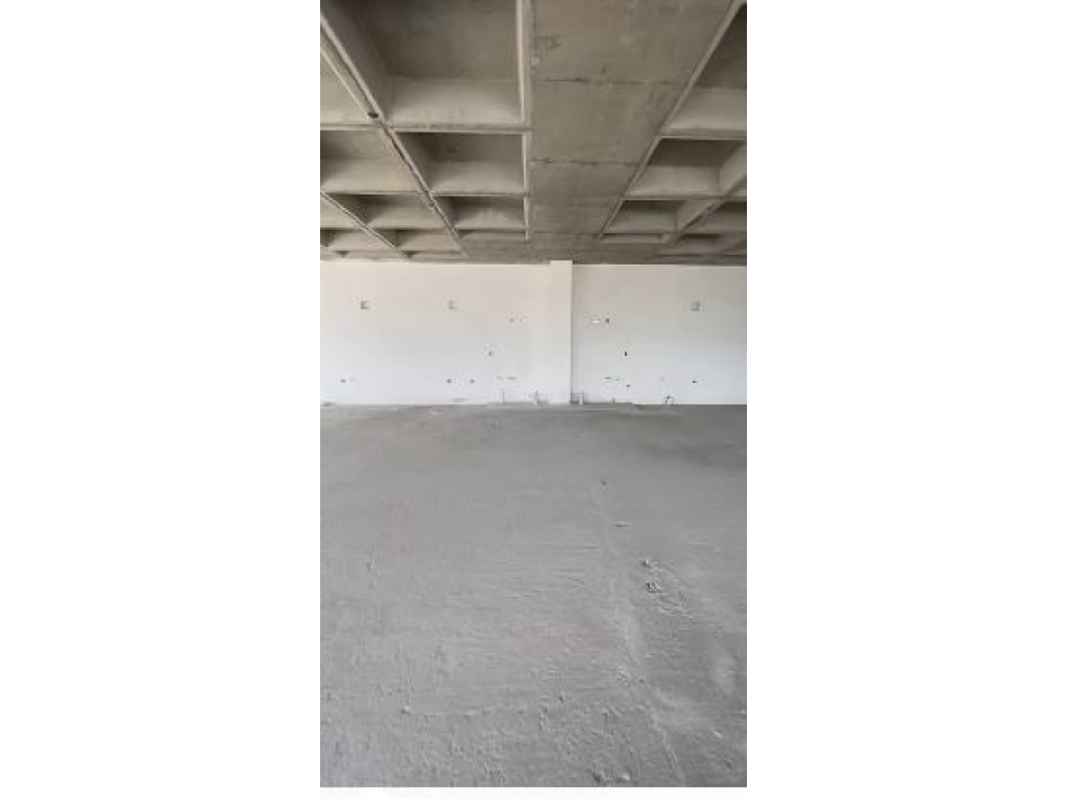 LOCAL CON TERREAZA EN PLAZA NUEVA DOMINIO CUMBRES 220 M2 $ 74.980 - 5