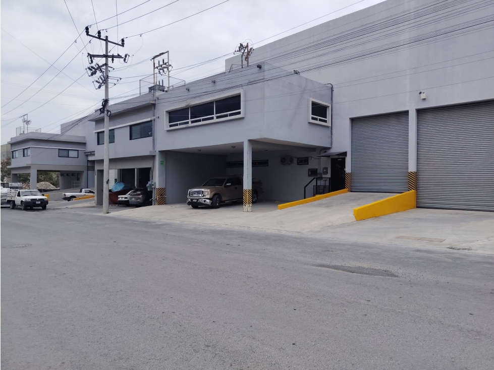 NAVE INDUSTRIAL EN VENTA COMO CEDIS EN PARQUE 300, EDA - 3