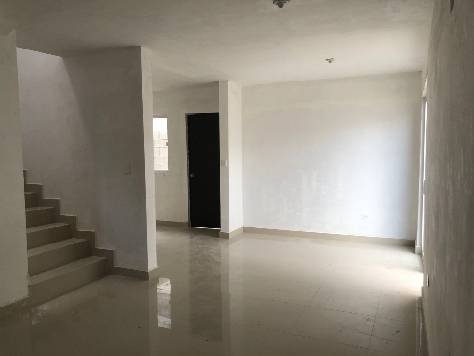 CASA EN VENTA A ESTRENAR ESQUINA TOPO CHICO AMO. — foto 3