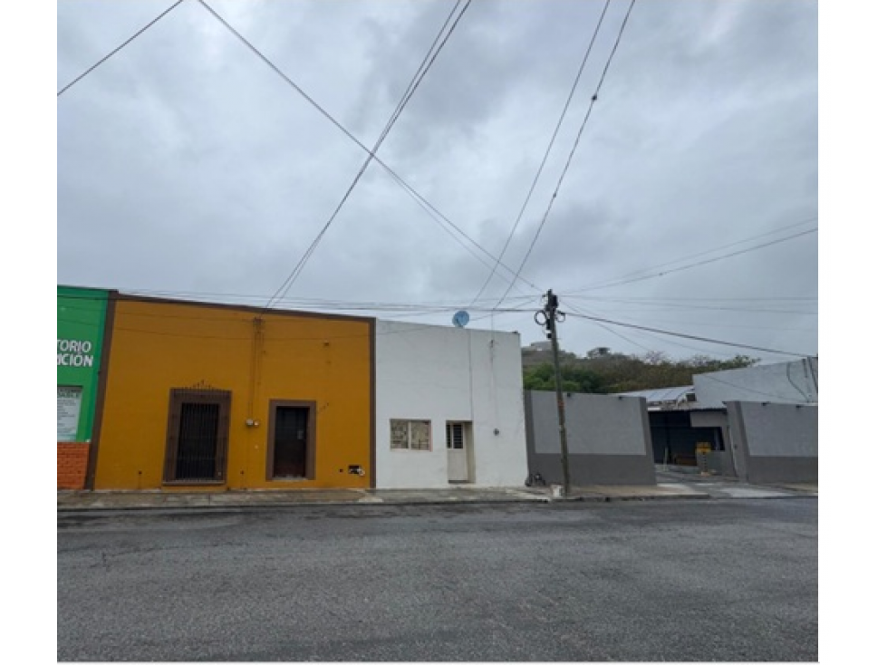 LOCAL COMERCIAL EN RENTA CENTRO DEL CERCADO SANTIAGO N.L. - 1