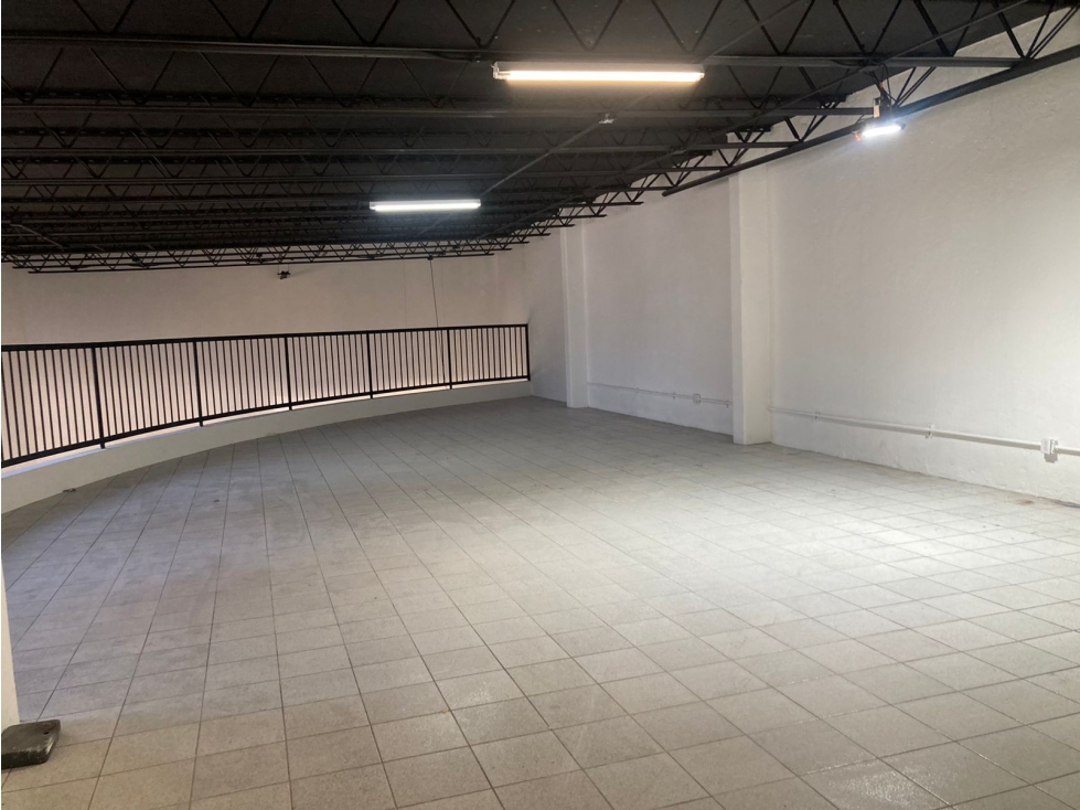 LOCAL EN RENTA SOBRE LEONES, CUMBRES 5TO. 576 m 2 $ 120.000 — foto 6