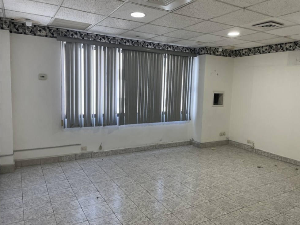 CONSULTORIO EN VENTA AREA MEDICA LOMA LARGA EN MONTERREY hz - 3