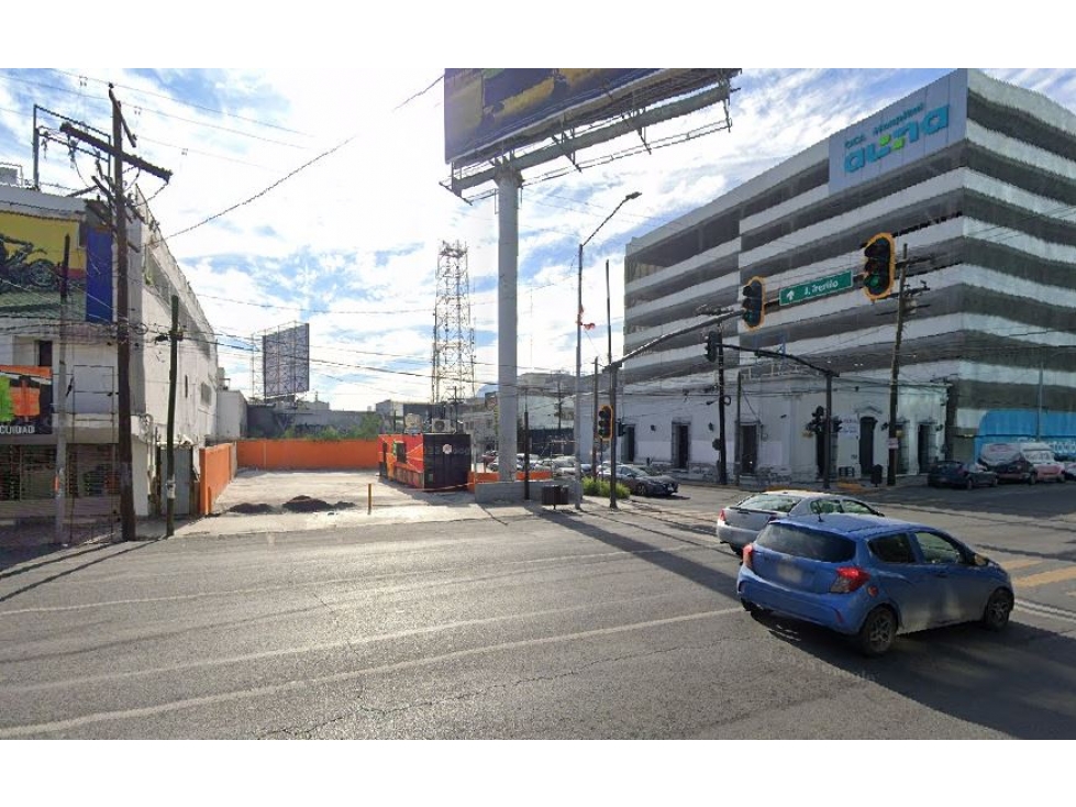 EXCELENTE TERRENO ESQUINA RENTA CENTRO AV PRINCIPAL 438 M2 $ 50 M — foto 6