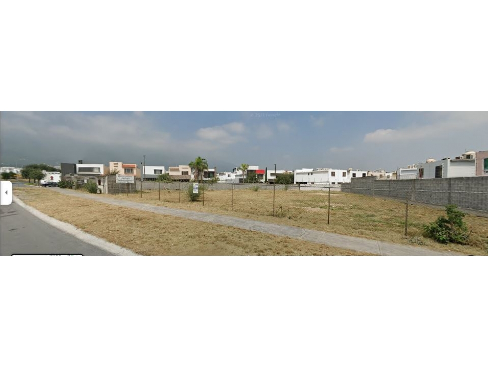 TERRENO EN RENTA ESQUINA AREA PONIENTE CUMBRES SAN AGUSTIN 1750M 2 - 4