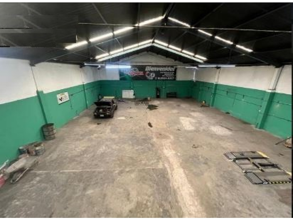 Bodega En Renta Mitras Centro 445 m2 $ 50.000 Excelente Ubicacion - 1