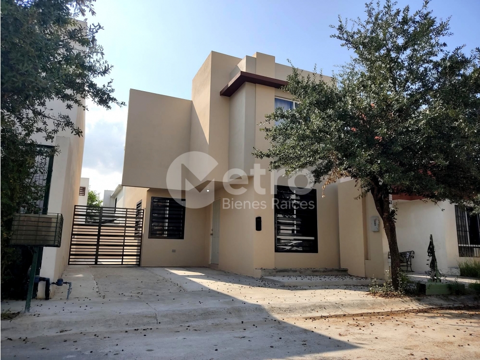 TRIANA RESIDENCIAL Casa en RENTA AMUEBLADA en Apodaca MZC () — foto 2