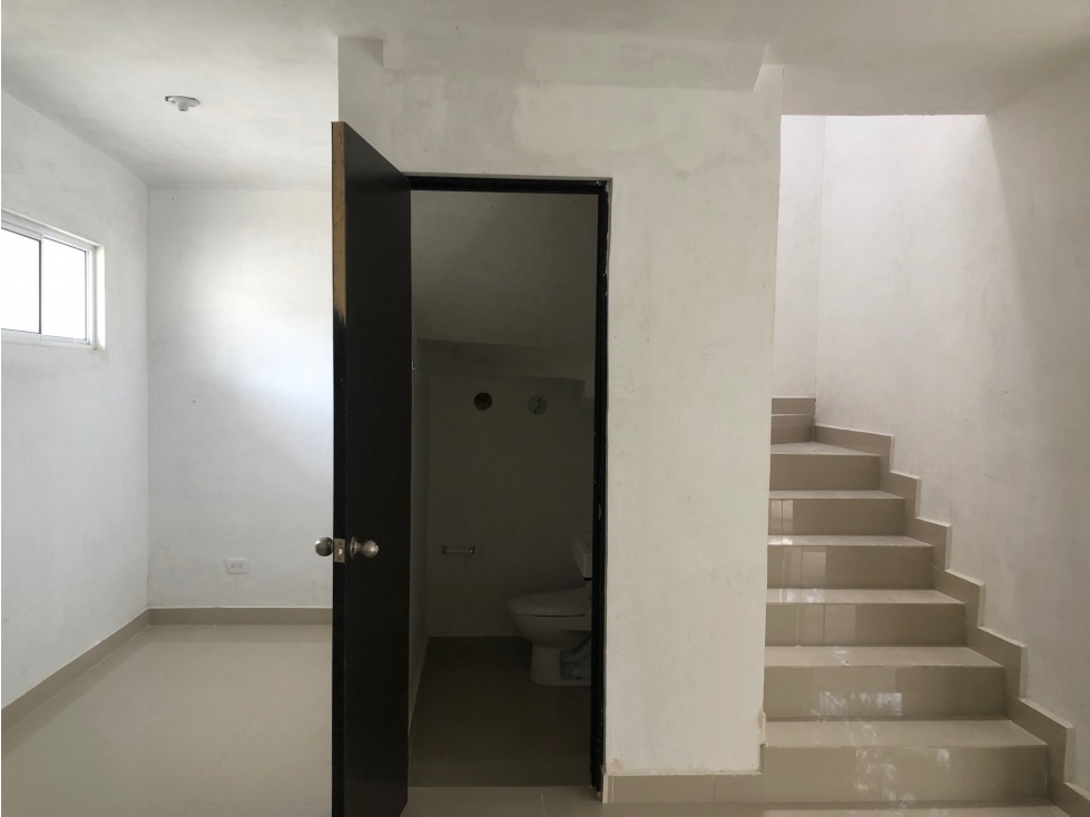 CASA EN VENTA A ESTRENAR ESQUINA TOPO CHICO AMO. — foto 4