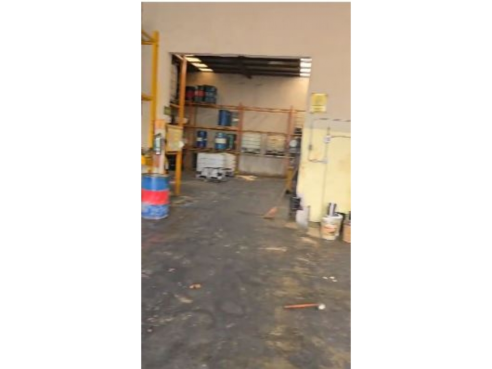 BODEGA ESCOBEDO PLANTA DE LUBRICANTES SE VENDE TODO $ 20 Mill - 4