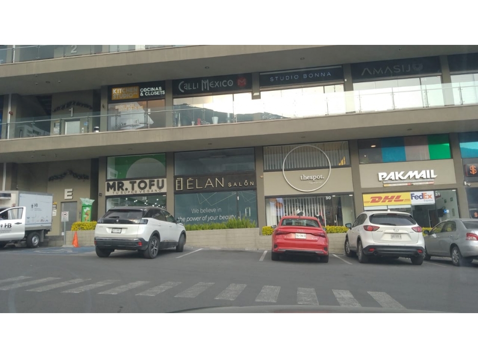 EXCELENTE LOCAL PLANTA BAJA EN SAN JERONIMO VIA 02 $ 41 M 2 $ 25 MIL — foto 2