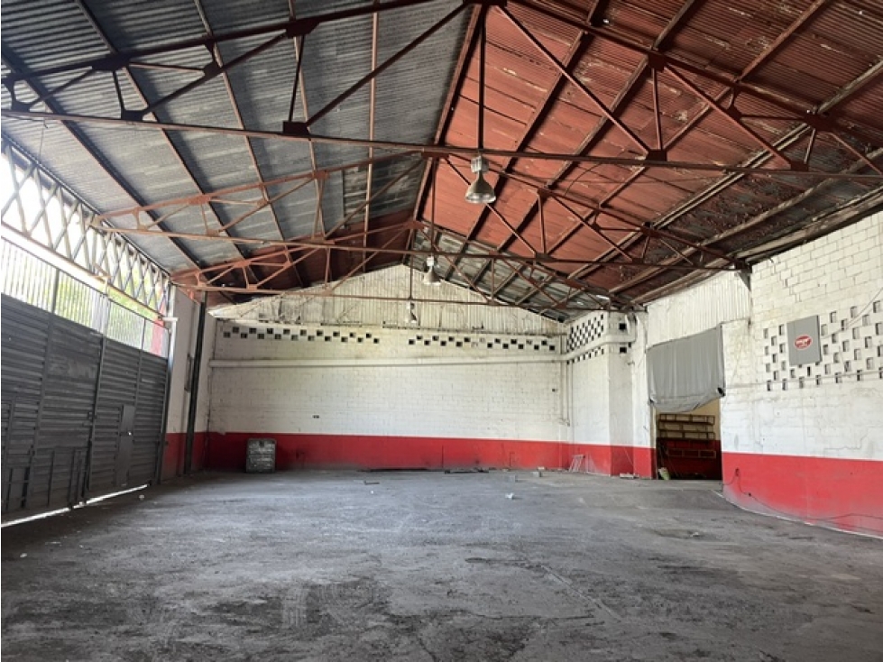 AMPLIA BODEGA EN RENTA EN PLENO CENTRO DE MONTERREY hz - 4