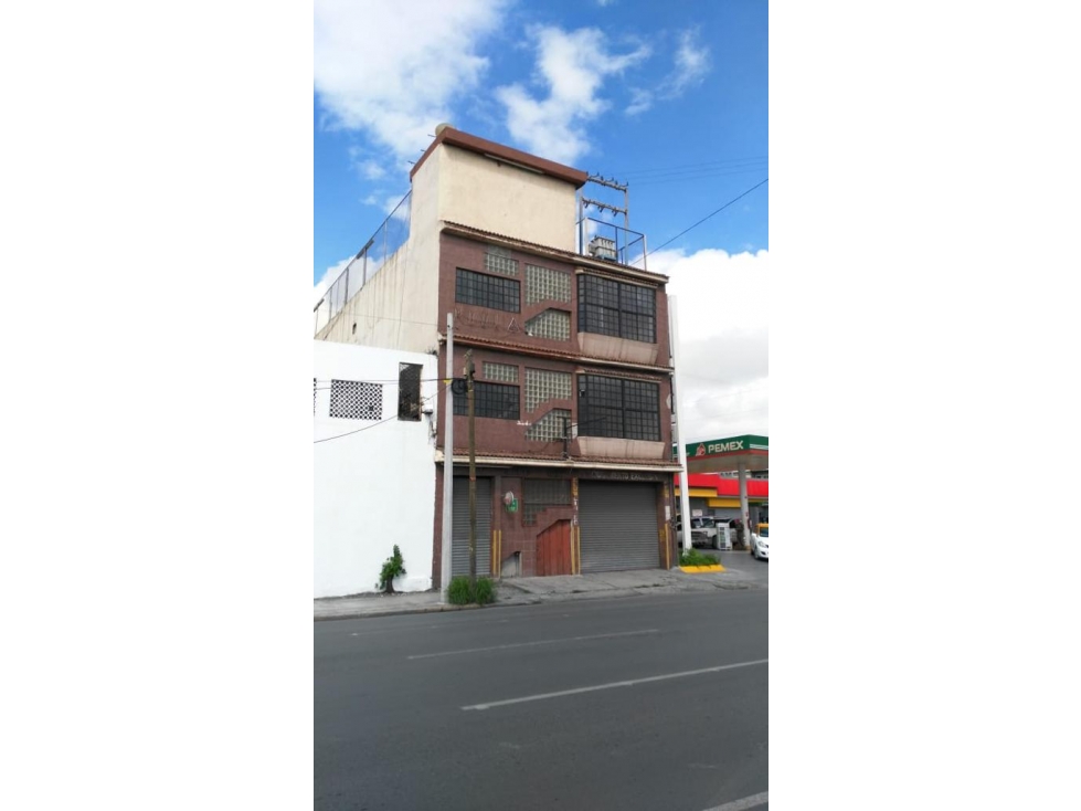 Edificio en venta a una cuadra de Av Juarez y Colon MAO - 2