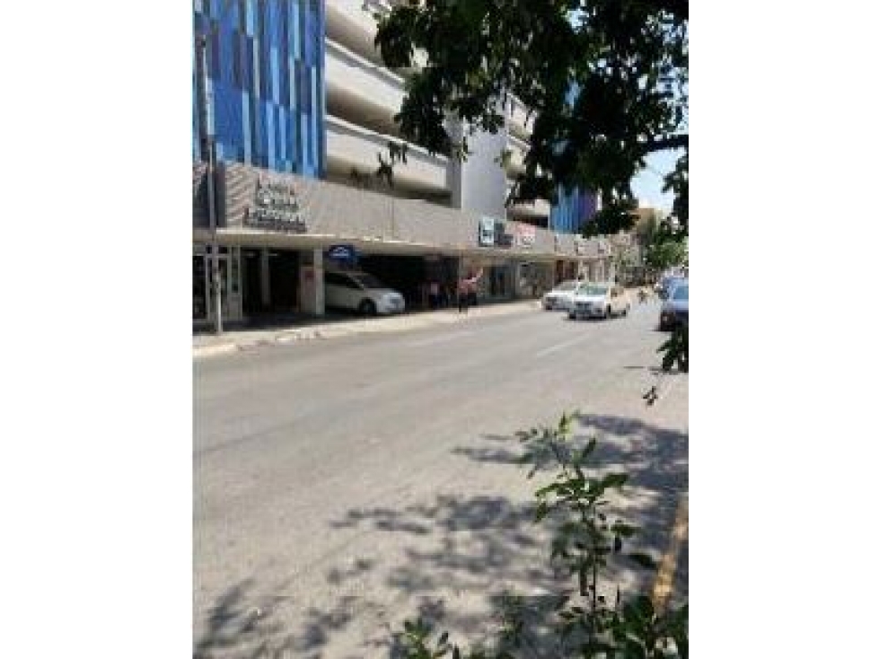 LOCAL DE 68 M 2 EN PLENO CENTRO DE MONTERREY INTENSO FLUJO PEATONAL — foto 6