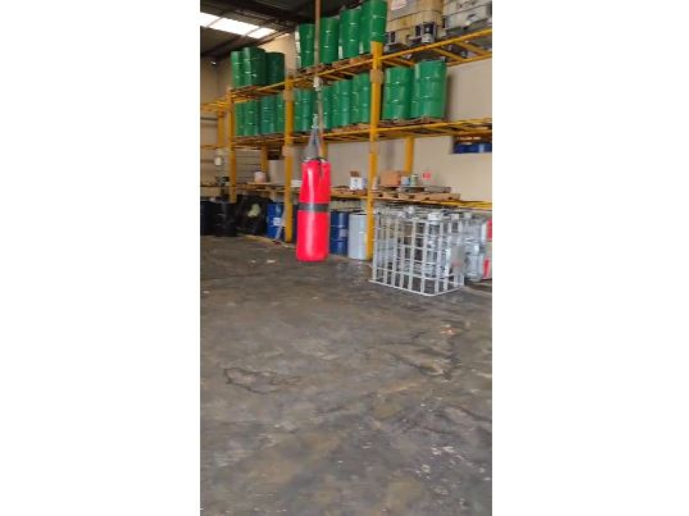 BODEGA ESCOBEDO PLANTA DE LUBRICANTES SE VENDE TODO $ 20 Mill - 5