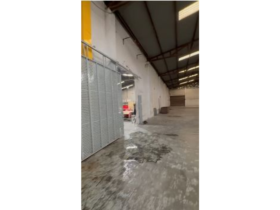 EXCELENTE BODEGA EN RENTA AV JUAREZ GPE 1000 M 2 $ 65.000 - 5